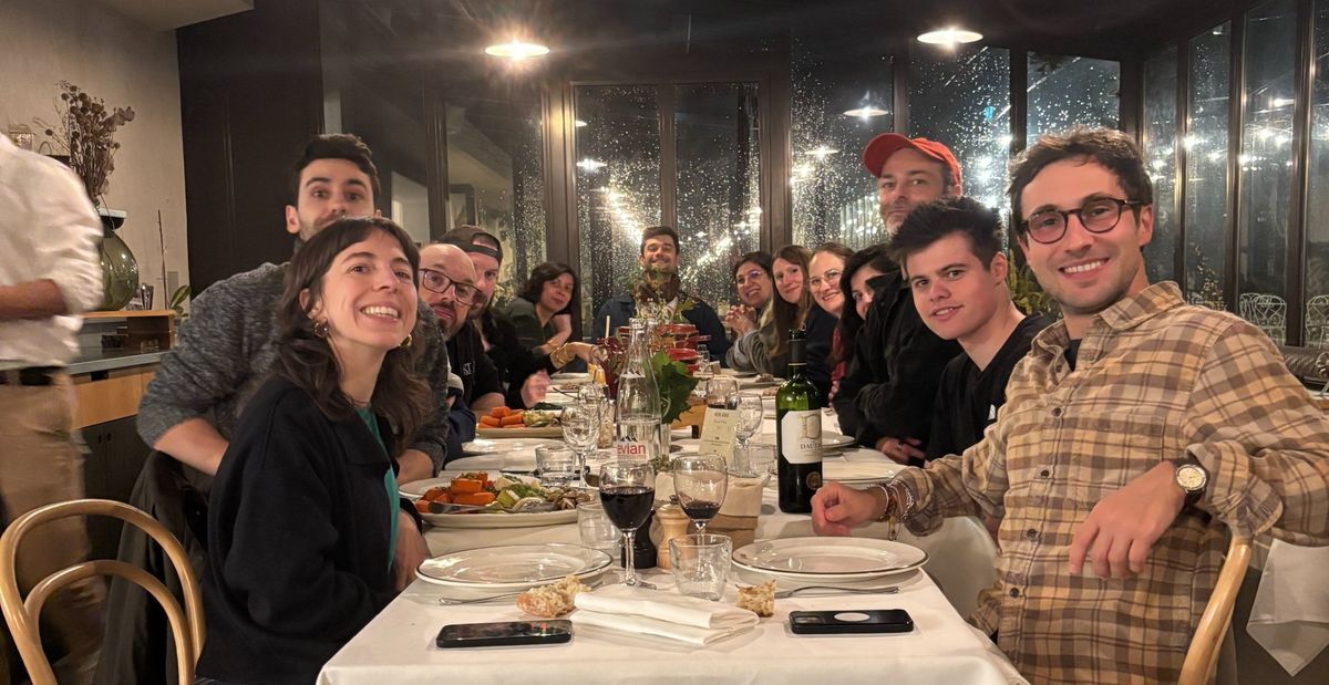 L'équipe Kube en dîner d'équipe au restaurant